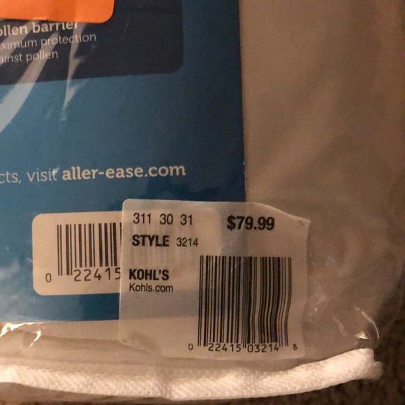 Allerease King zippered mattress protector - Picture 4 of 4